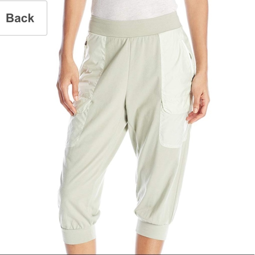 Merrell around town cropped joggers NWT